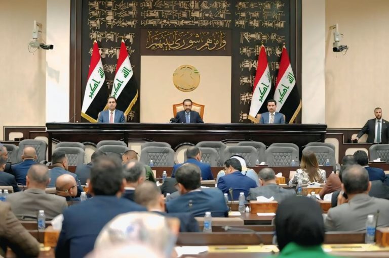 الانتخابات البرلمانية القادمة في العراق: فرص التغيير وإعادة تشكيل المشهد السياسي